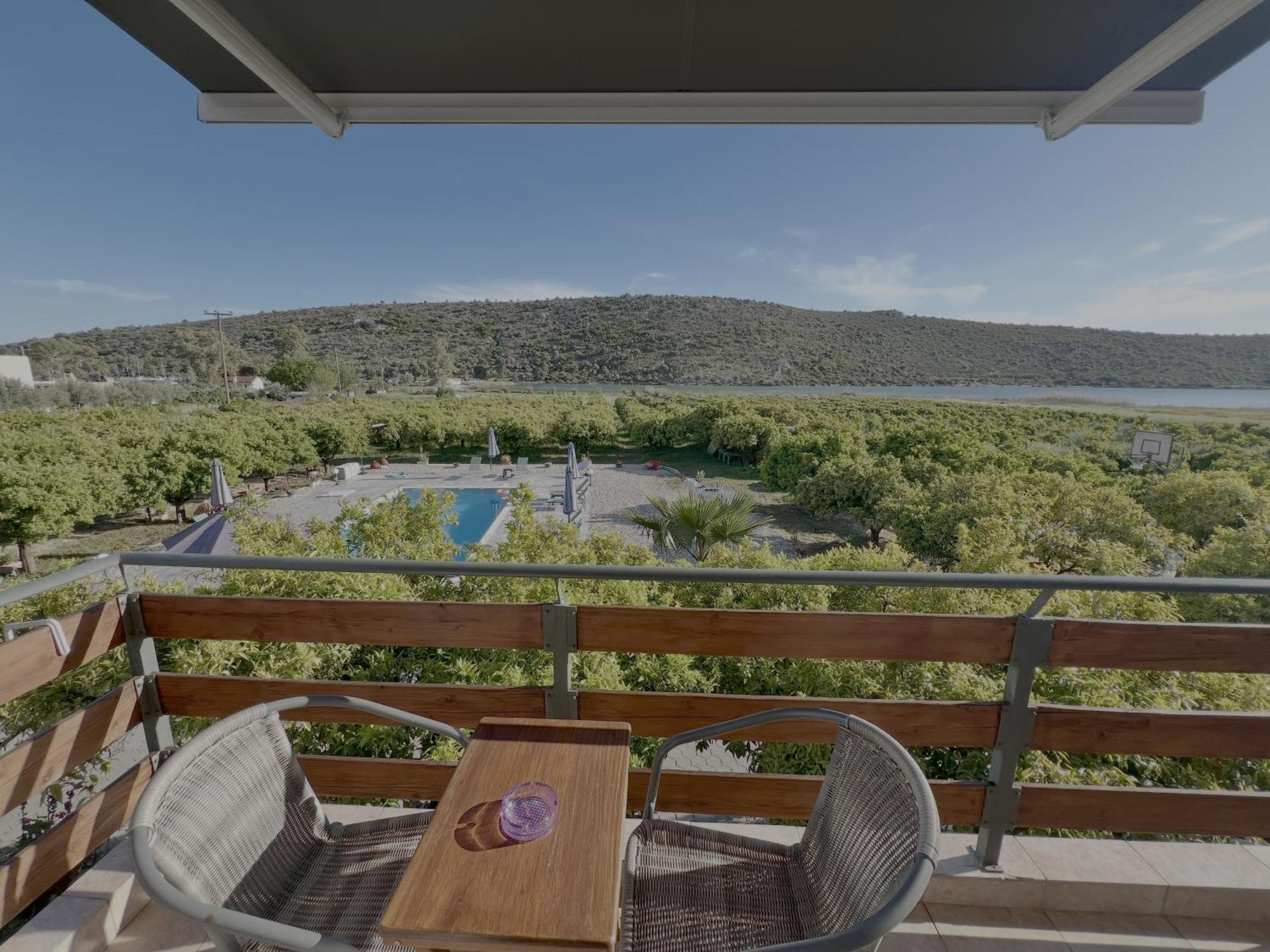 Ferienwohnung Ktima Klimentini Vivári Exterior foto